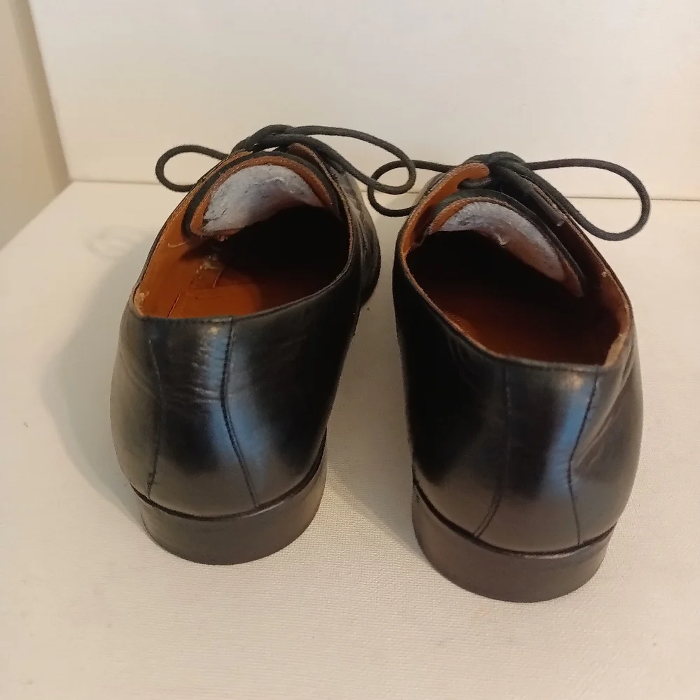 Magnanni Vintage dress Black leather men's loafers size 9.5